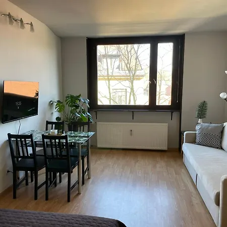 In Center Apartman *